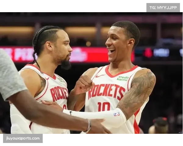 火箭小贾巴里史密斯防守进步明显，换防外线能力获乌度卡认可